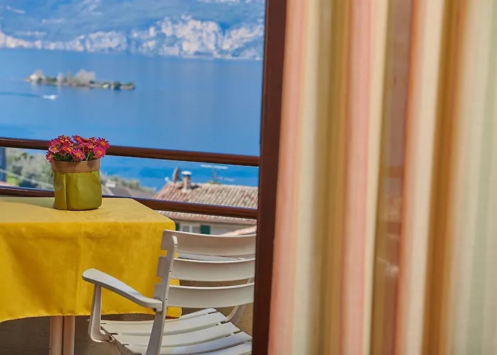 מלון דירות Mariu מאלצ'סינה