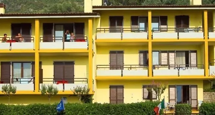 Mariu 3* مالتشيزينيه