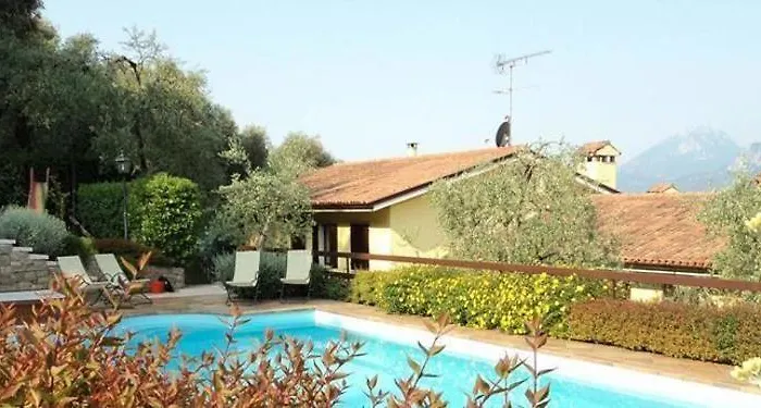 Mariu شقة فندقية مالتشيزينيه